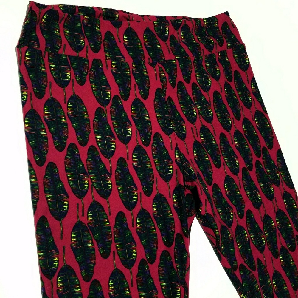 NWOT LuLaRoe Tall & Curvy